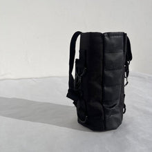 Cargar imagen en el visor de la galería, Mochila super magnética para botella y complementos
